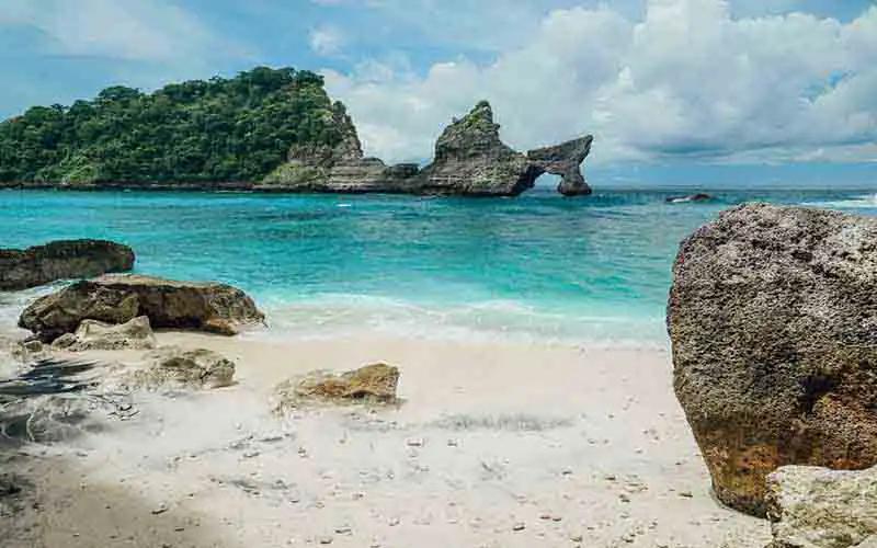 nusa penida atuh beach nusa penida atuh beach